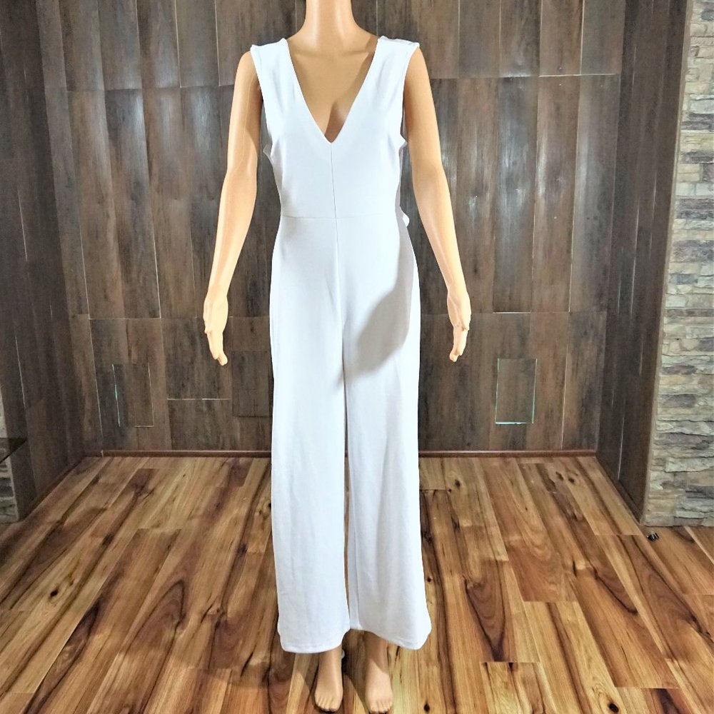 LEITH Deep V-Neck Wide-Leg Jumpsuit NWOT - Picture 2 of 8